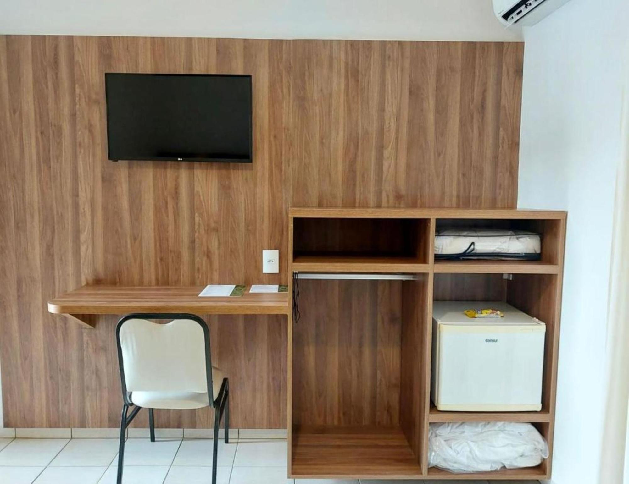 Hotel Roda D'Agua Andradina Bagian luar foto