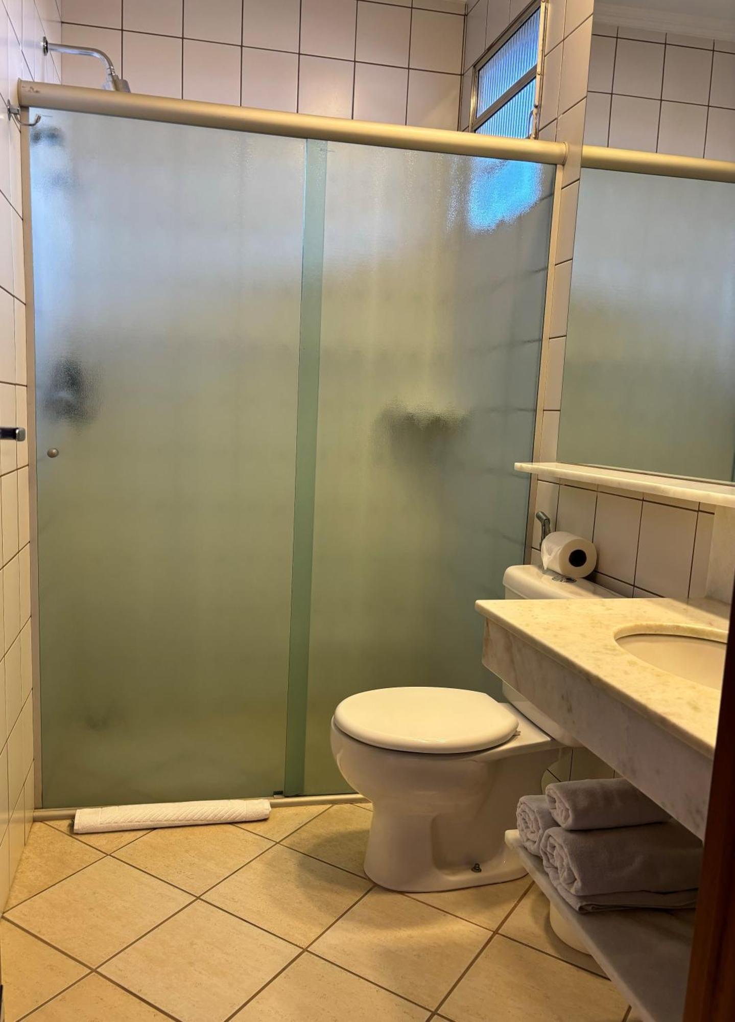 Hotel Roda D'Agua Andradina Ruang foto