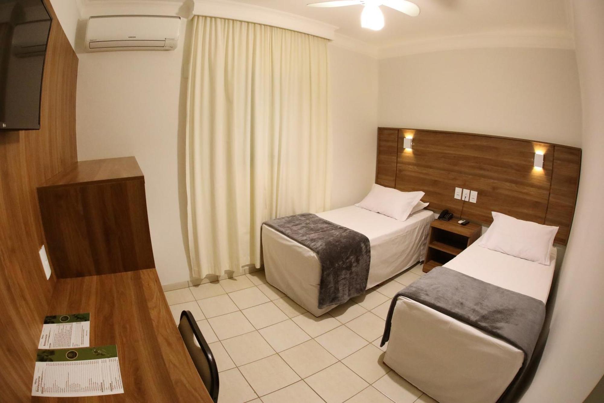 Hotel Roda D'Agua Andradina Bagian luar foto
